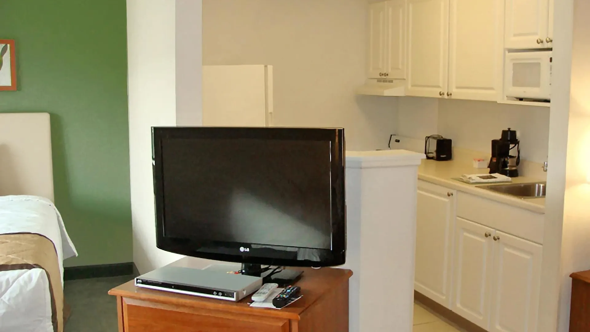 Extended Stay America Suites - Daytona Beach - International Speedway Hotel